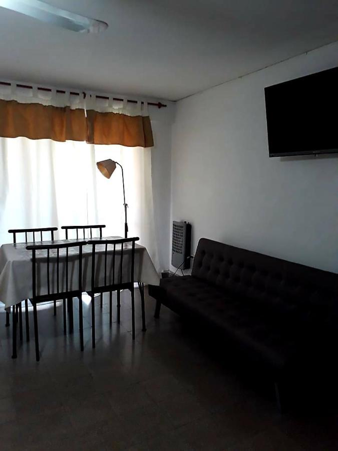 Pensión Departamentos Maryan *